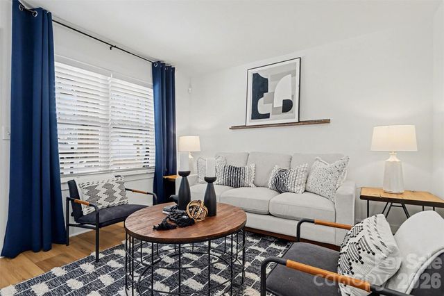 501 Seldon Drive, Charlotte, NC 28216