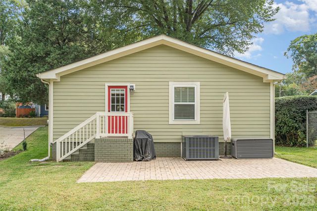 501 Seldon Drive, Charlotte, NC 28216