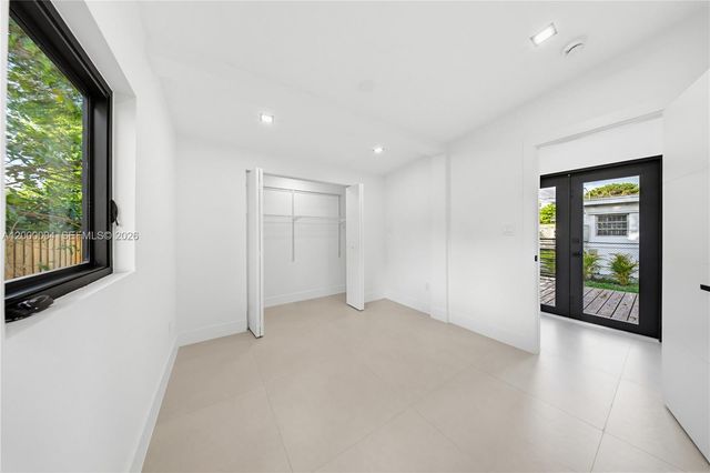 1021 NW 48th Street, Miami, FL 33127