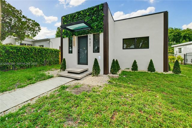 1021 NW 48th Street, Miami, FL 33127