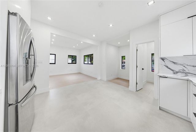 1021 NW 48th Street, Miami, FL 33127