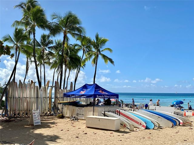 2440 Kuhio Avenue 1607, Honolulu, HI 96815