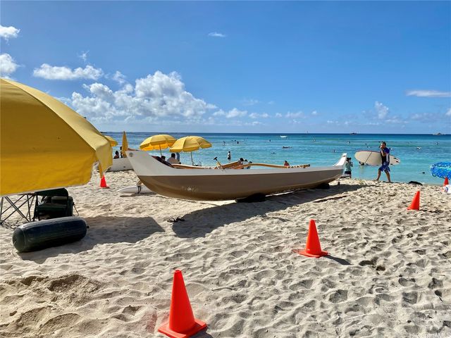 2440 Kuhio Avenue 1607, Honolulu, HI 96815