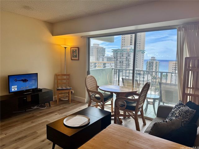 2440 Kuhio Avenue 1607, Honolulu, HI 96815