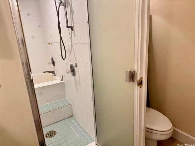 2440 Kuhio Avenue 1607, Honolulu, HI 96815