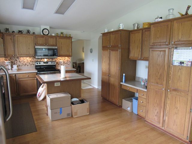 337 Belmont Court, Grayslake, IL 60030