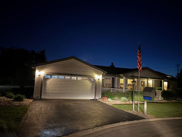 337 Belmont Court, Grayslake, IL 60030