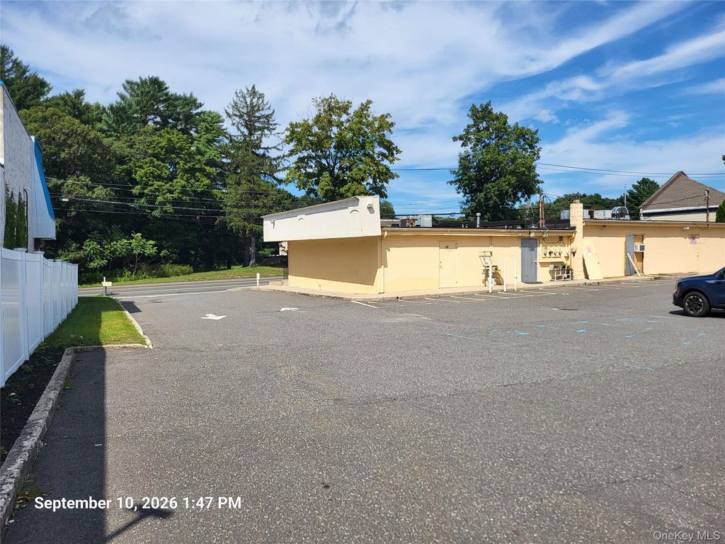 130 Middle Country Road 130, Middle Island, NY 11953 — photo 3