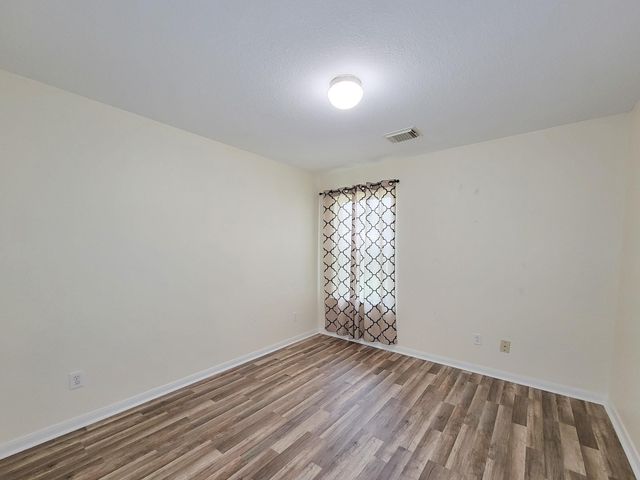 12835 Regal Oaks Bend Lane, Houston, TX 77047