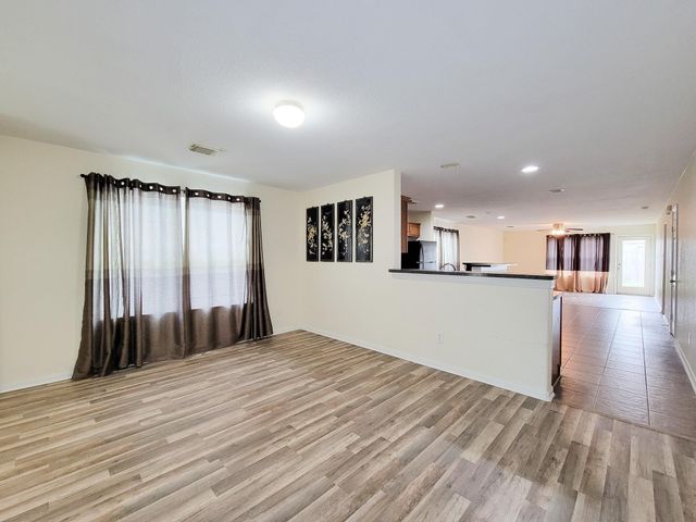 12835 Regal Oaks Bend Lane, Houston, TX 77047