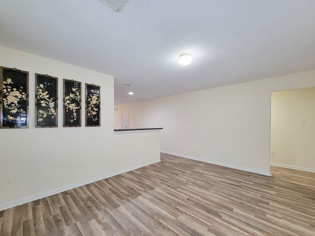 12835 Regal Oaks Bend Lane, Houston, TX 77047
