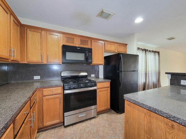 12835 Regal Oaks Bend Lane, Houston, TX 77047