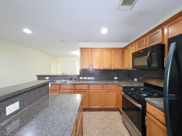 12835 Regal Oaks Bend Lane, Houston, TX 77047