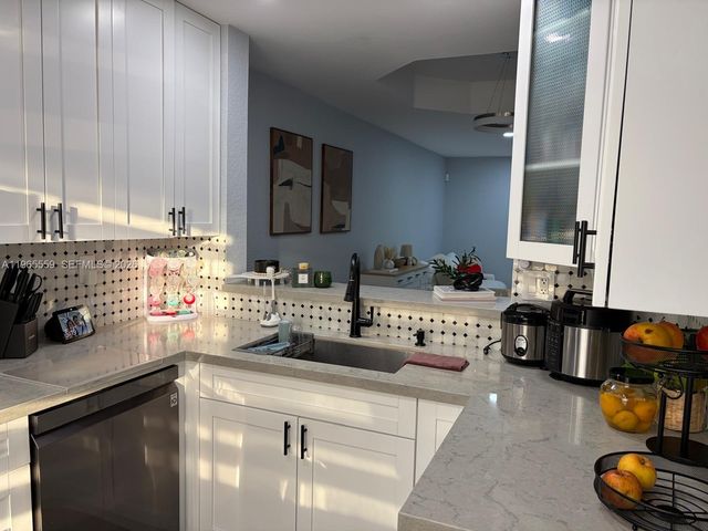 14113 SW 120th Ct 4-16, Miami, FL 33186