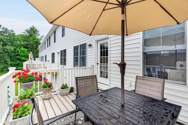9A Mustang Drive, Litchfield, NH 03052