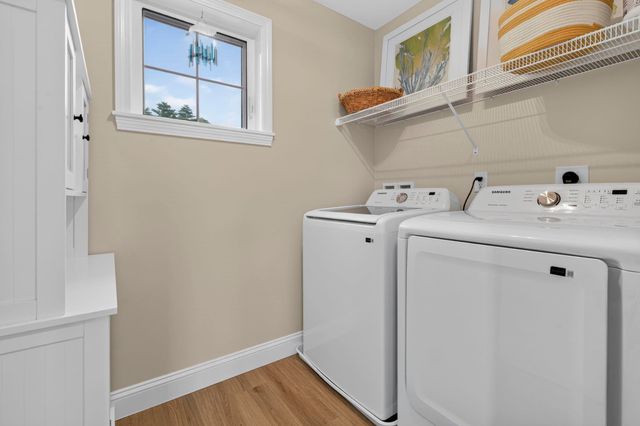 9A Mustang Drive, Litchfield, NH 03052