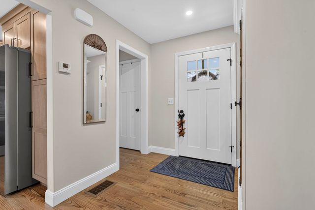 9A Mustang Drive, Litchfield, NH 03052