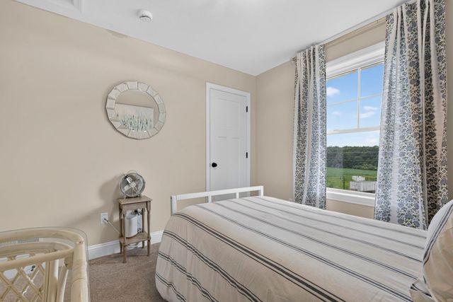 9A Mustang Drive, Litchfield, NH 03052
