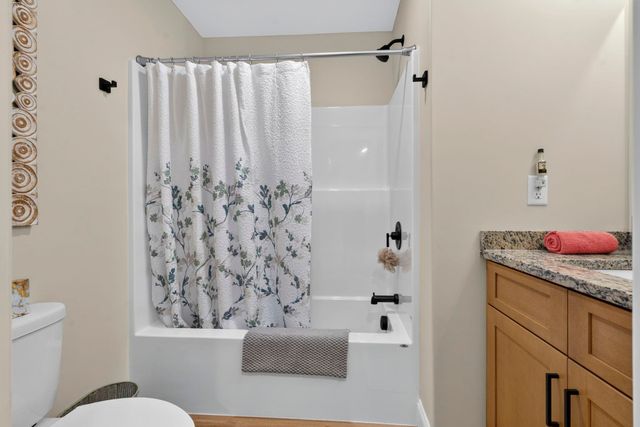 9A Mustang Drive, Litchfield, NH 03052