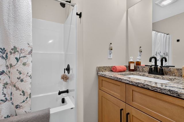 9A Mustang Drive, Litchfield, NH 03052