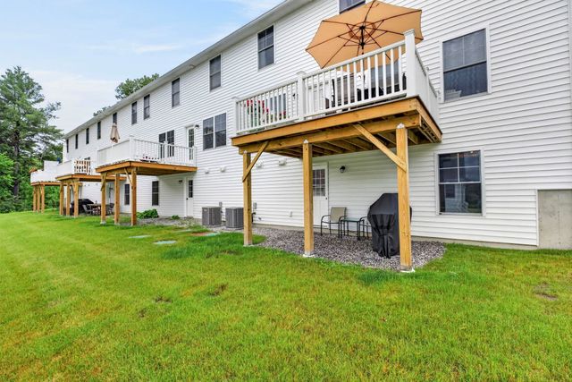 9A Mustang Drive, Litchfield, NH 03052