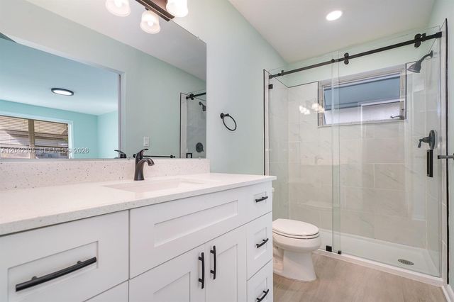 560 High Point Drive D, Delray Beach, FL 33445