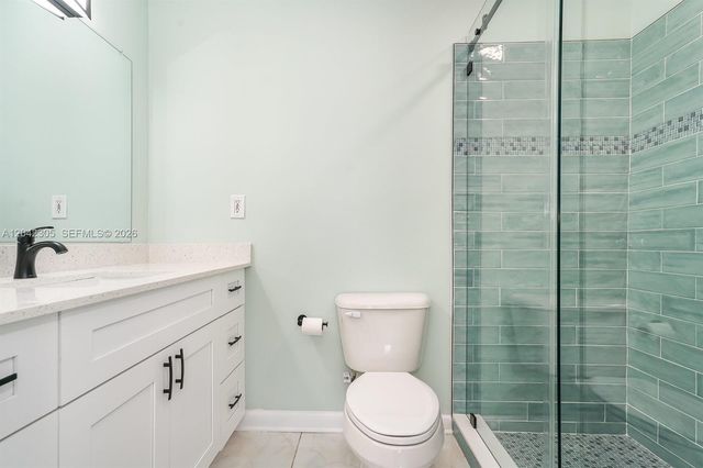 560 High Point Drive D, Delray Beach, FL 33445
