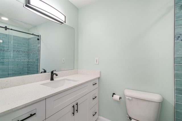 560 High Point Drive D, Delray Beach, FL 33445