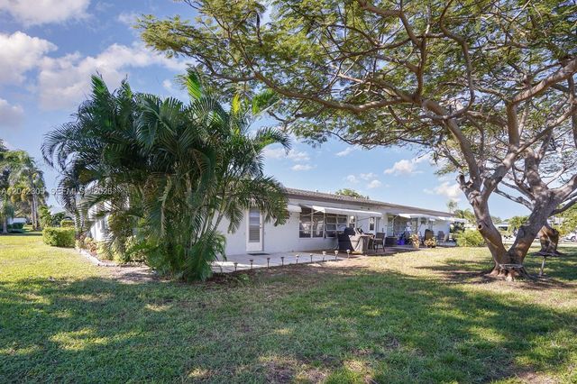 560 High Point Drive D, Delray Beach, FL 33445