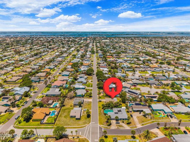 210 Park Avenue, Satellite Beach, FL 32937