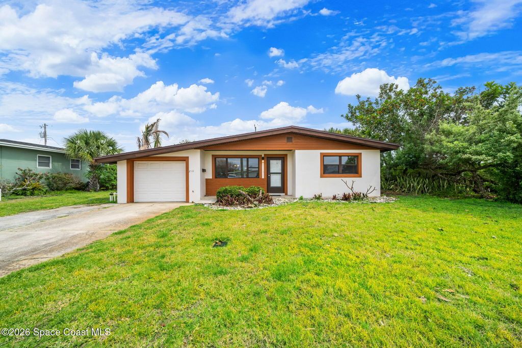 210 Park Avenue, Satellite Beach, FL 32937
