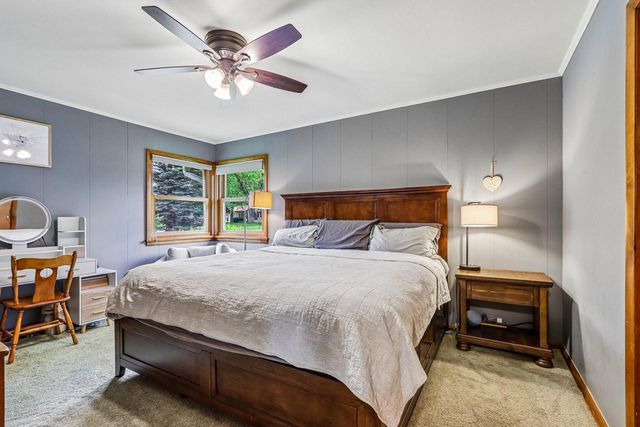 926 Parkview LANE, Mukwonago, WI 53149