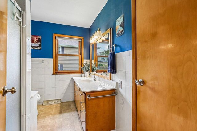 926 Parkview LANE, Mukwonago, WI 53149