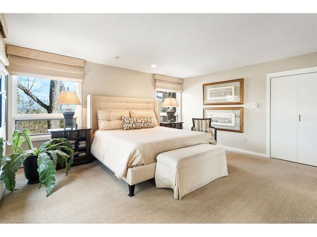 2 Penrose Ln, Colorado Springs, CO 80906