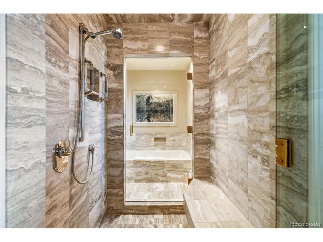 2 Penrose Ln, Colorado Springs, CO 80906