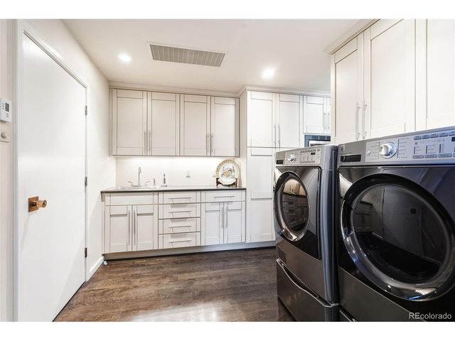 2 Penrose Ln, Colorado Springs, CO 80906