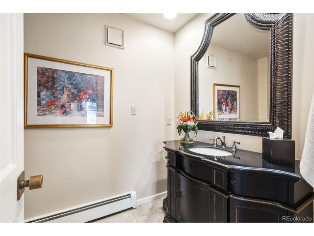 2 Penrose Ln, Colorado Springs, CO 80906