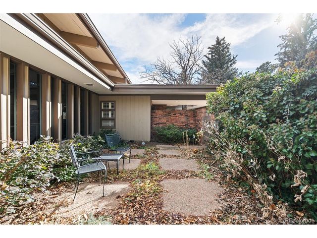 2 Penrose Ln, Colorado Springs, CO 80906