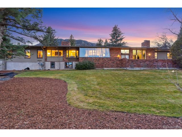 2 Penrose Ln, Colorado Springs, CO 80906