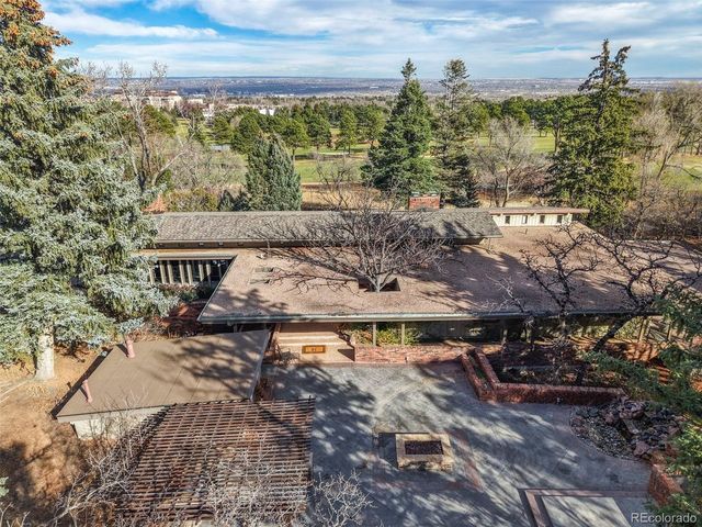 2 Penrose Ln, Colorado Springs, CO 80906
