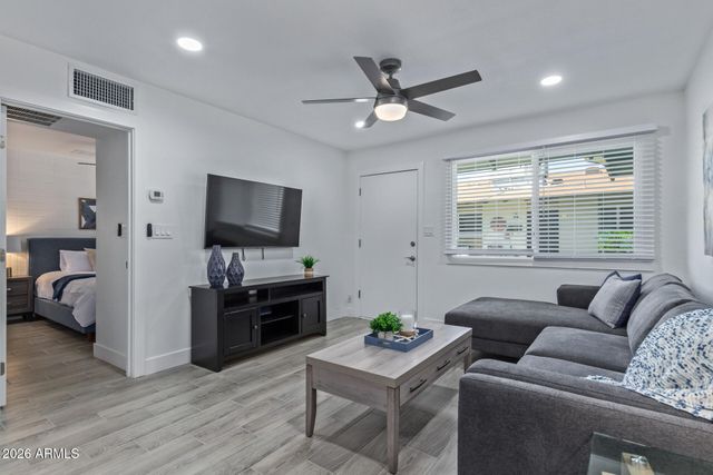 6721 E MCDOWELL Road C311, Scottsdale, AZ 85257