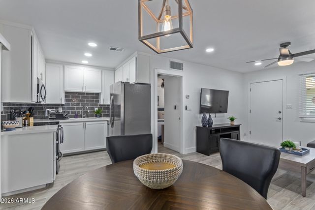 6721 E MCDOWELL Road C311, Scottsdale, AZ 85257