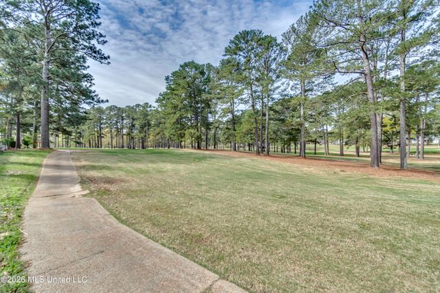 2150 W Fairway Drive, Brandon, MS 39047