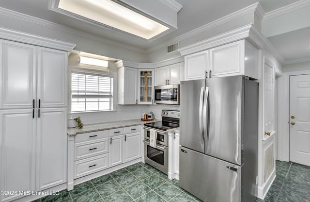 2150 W Fairway Drive, Brandon, MS 39047