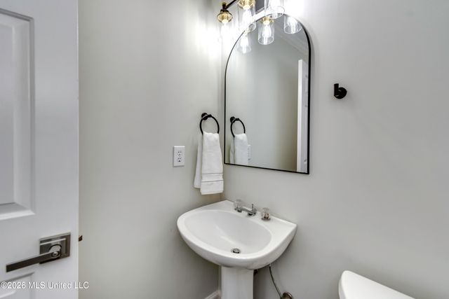 2150 W Fairway Drive, Brandon, MS 39047