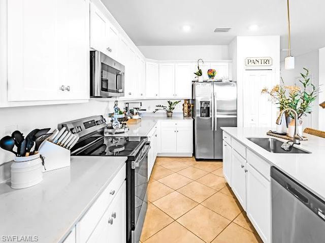 18754 Marlin Kite LN, North Fort Myers, FL 33917