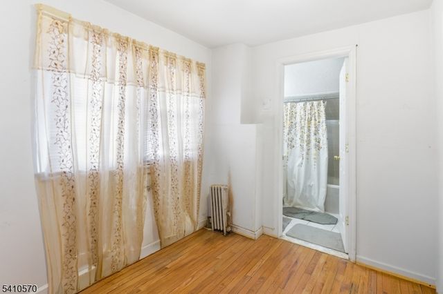 52 Oak Ave, Irvington Twp., NJ 07111