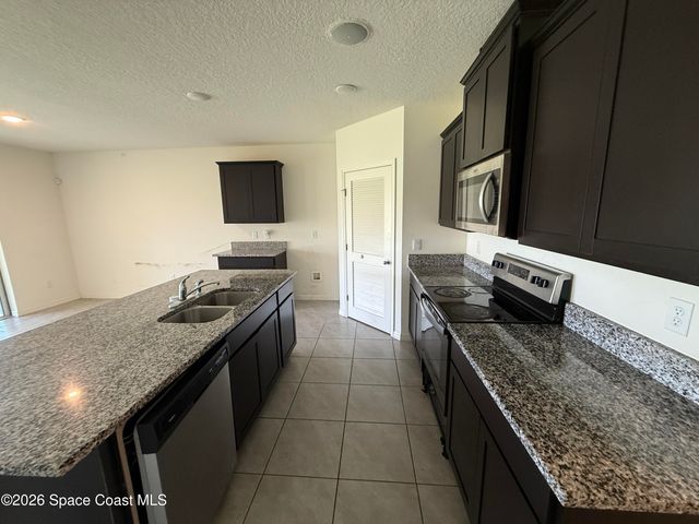 1345 Valley View Avenue, Rockledge, FL 32955