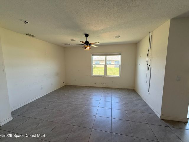 1345 Valley View Avenue, Rockledge, FL 32955