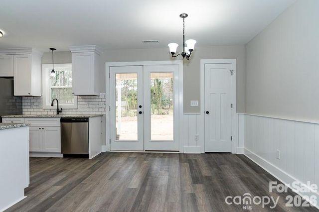 1460 N Jackson Street, Salisbury, NC 28144